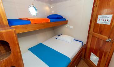 bunk beds cabin danubio boat Lower deck Cabin bunk beds