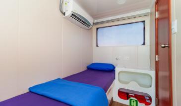 single cabin danubio yacht upper deck Single Cabin on the upper deck with ocean view